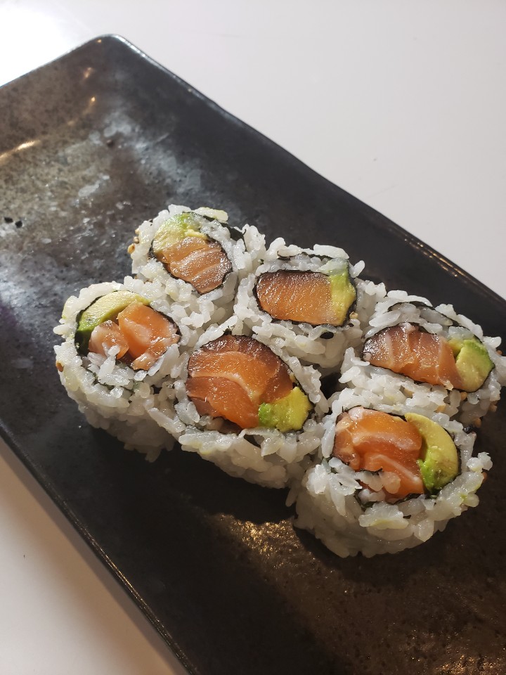 salmon avocado roll